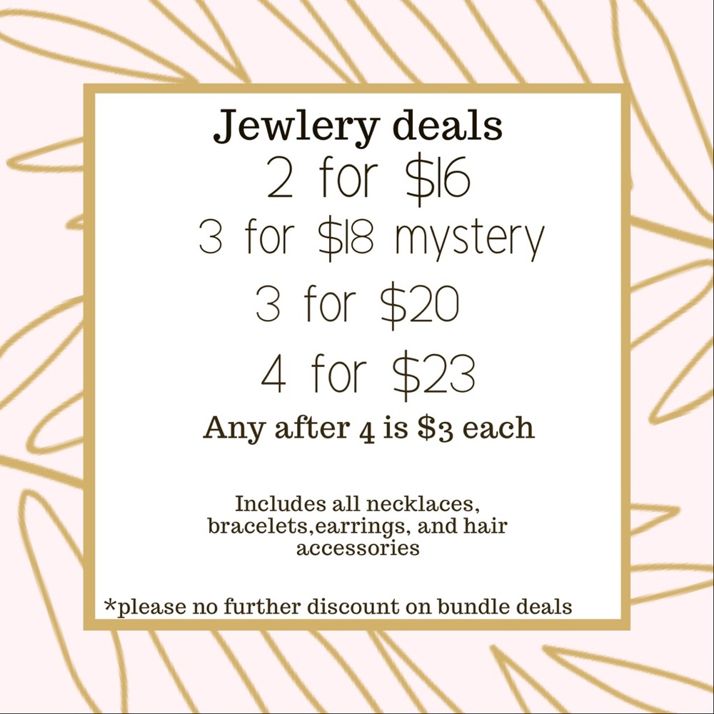 ⭐️ 4 for $23 black triangle hoop fringe earrings - Picture 4 of 4